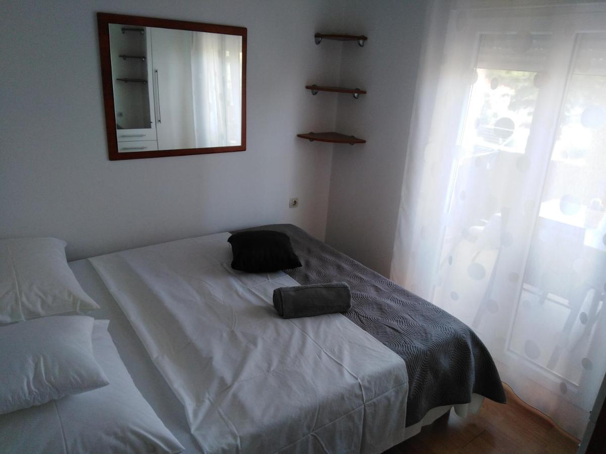 Apartments Ana บาร์บินเย ภายนอก รูปภาพ