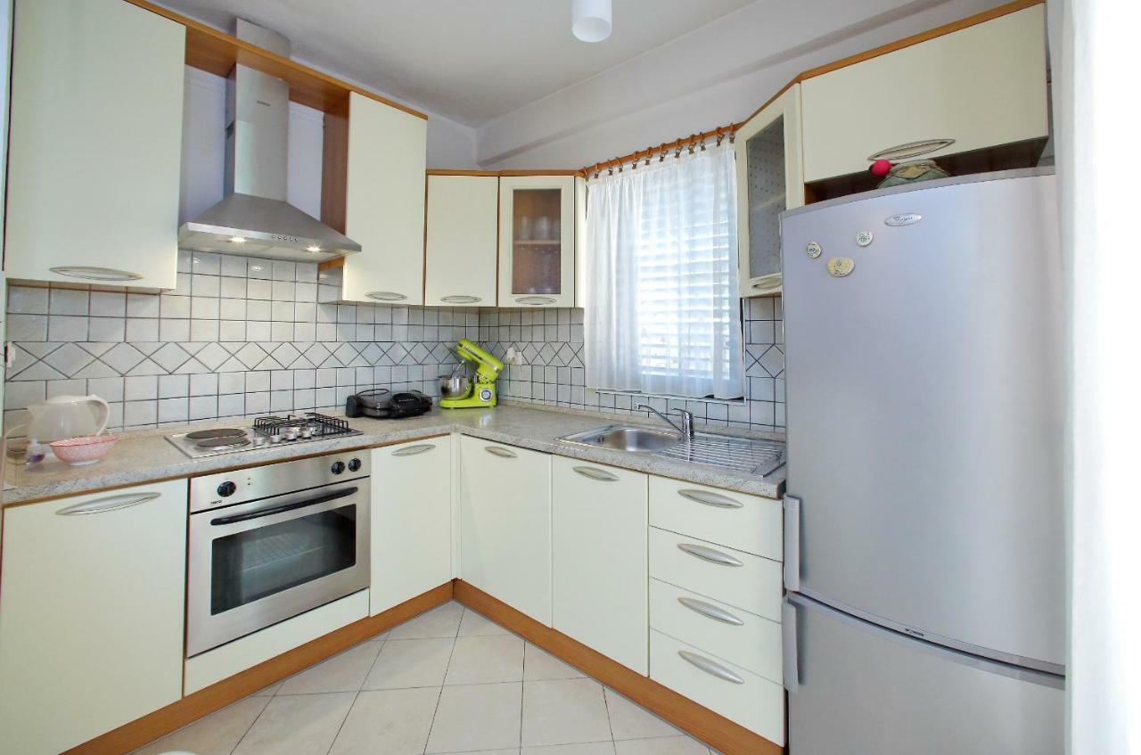 Apartments Ana บาร์บินเย ภายนอก รูปภาพ